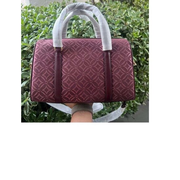 **NWT** MICHAEL Michael Kors NWT Women Medium Duffle Satchel Bag Lt Oxblood - Picture 7 of 8